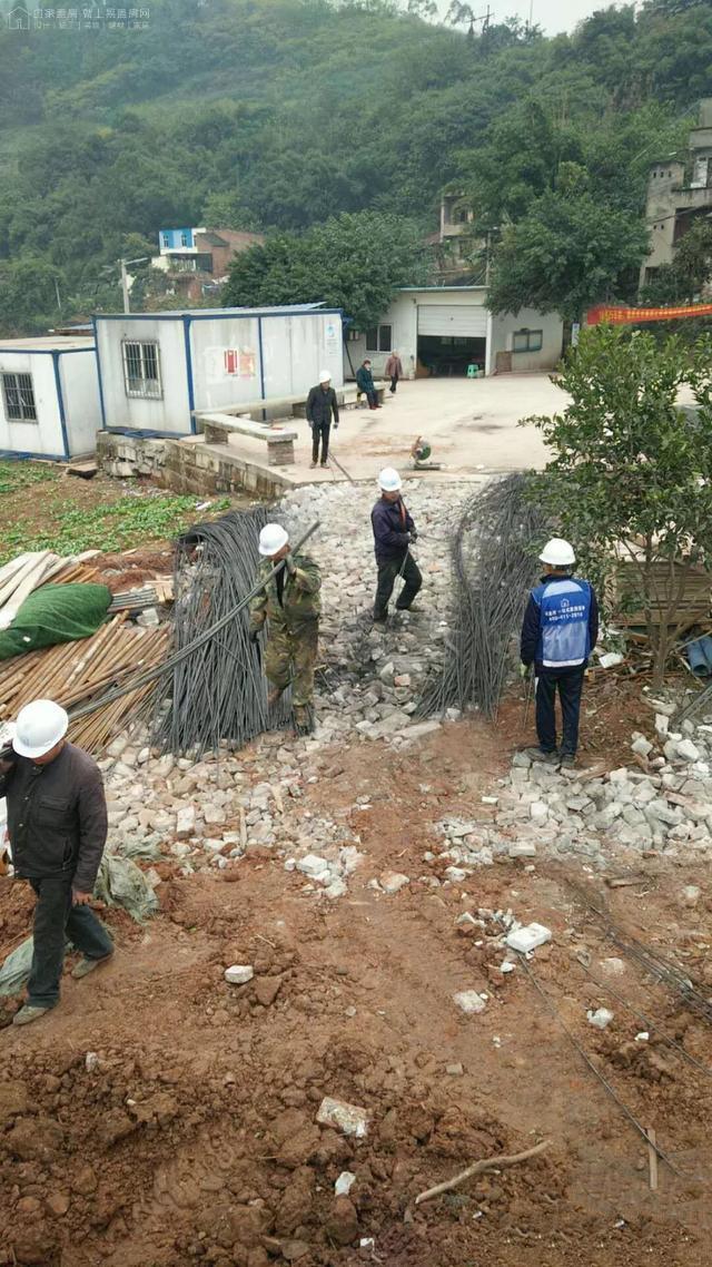 如何建造高性價比的兩層歐洲別墅？我帶你去建筑工地看看,讓你更早的了解別墅的建造！